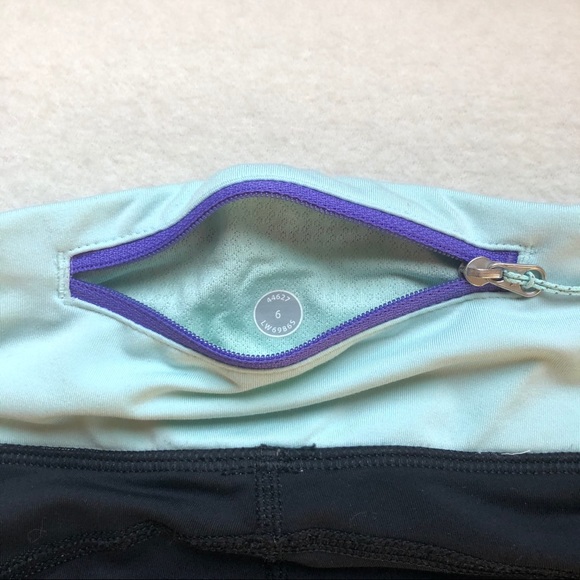 Lululemon Crop Leggings - Picture 3 of 4